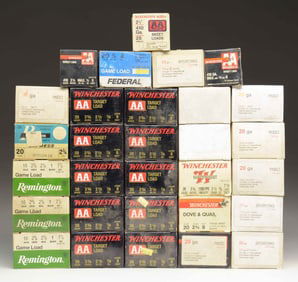 LOT OF ASSORTED SHOTGUN AMMUNITION.