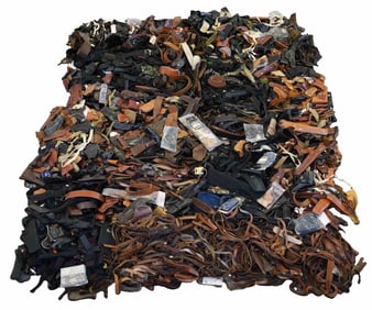 A PLETHORA OF VARIOUS LEATHER & NYLON FIREARM