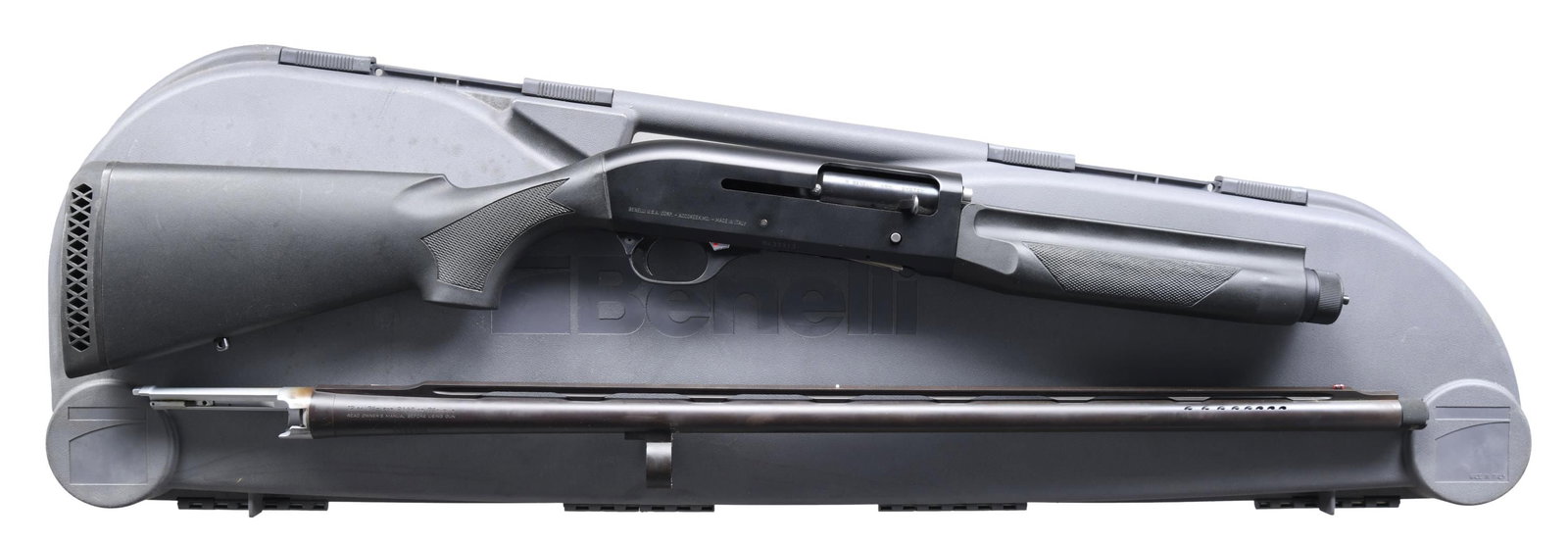 BENELLI M1 SUPER 90 SEMI-AUTOMATIC SHOTGUN WITH: FACTORY HARD CASE & CHOKES. Cal. 12 GA, 2 3/4" & 3". S# M433313. Bbl. 27 5/8". M1 Super 90 semi-automatic shotgun mfg. in Italy by Benelli and imported by Benelli U.S.A. Corp. Left side of the bbl. is