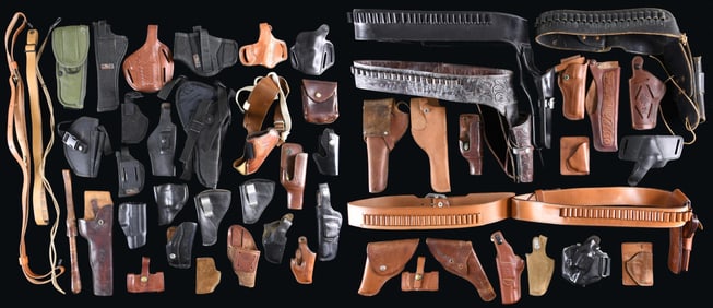 LOT OF ASSORTED COMMERCIAL HOLSTERS & LEATHER