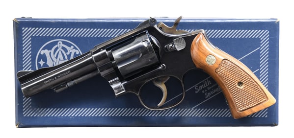 SMITH & WESSON MODEL 15-2 DA REVOLVER.