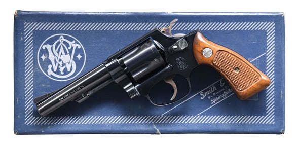 SMITH & WESSON MODEL 33-1 DA REVOLVER.
