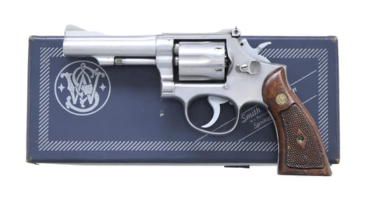 SMITH & WESSON MODEL 67 DA REVOLVER.