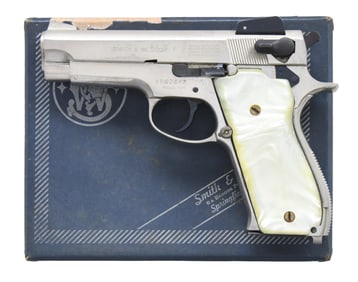 SMITH & WESSON MODEL 439 SEMI AUTO PISTOL.