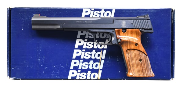 SMITH & WESSON MODEL 41 SEMI AUTO PISTOL.