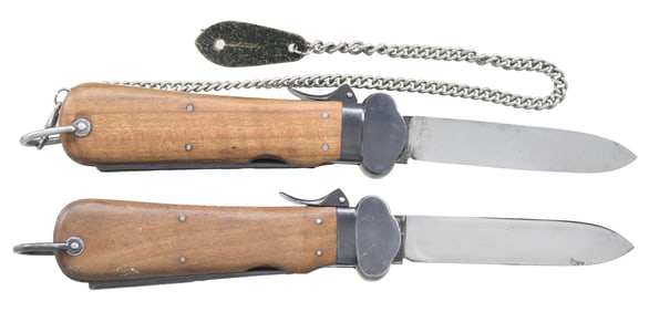 2 LATE WWII GERMAN GRAVITY KNIVES.