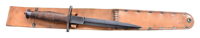 SCARCE US WW2 CASE V42 COMMANDO TYPE FIGHTING
