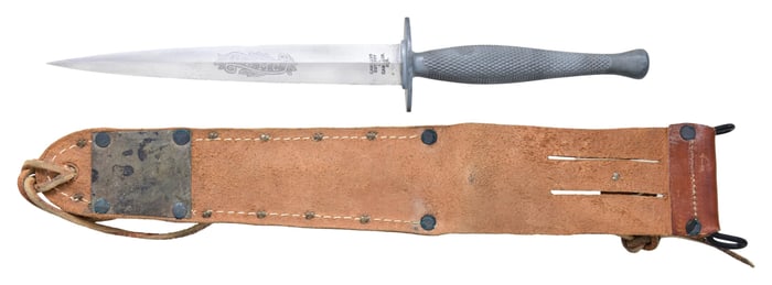 US WW2 CAMILLUS U.S.M.C. STILETTO.