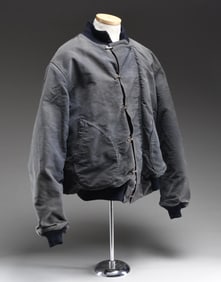 SCARCE US NAVY WWII DECK JACKET WITH HOOK