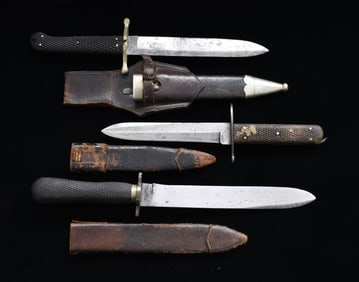 3 19TH CENTURY LONDON RETIALED BOWIE KNIVES.