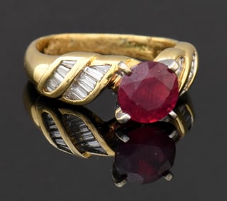 LADY'S 14K GOLD RUBY AND DIAMOND RING.