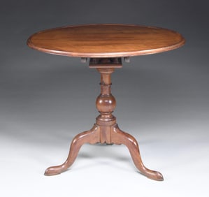 QUEEN ANNE WALNUT TILT TOP BIRDCAGE TEA TABLE.