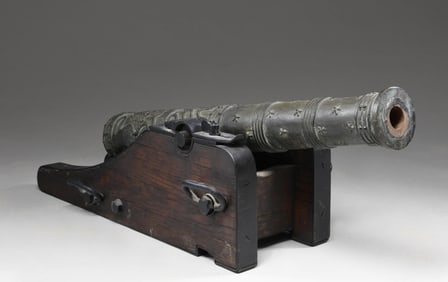 BRONZE CANNON FEATURING A SPANISH 2-HEADED CROWNED