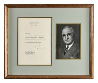 HARRY S. TRUMAN LETTER WITH PHOTO.