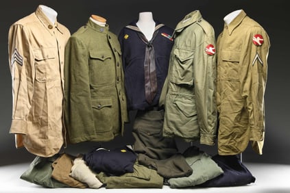US MILITARY UNIFORMS