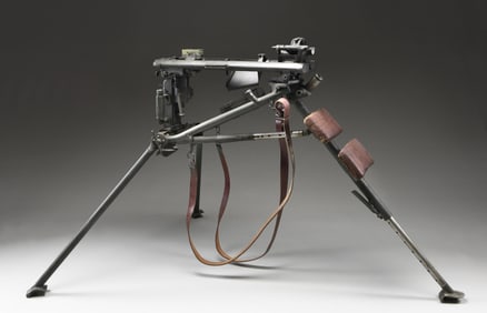 VERY NICE GERMAN WWII DATED MG34 LAFETTE TRIPOD.