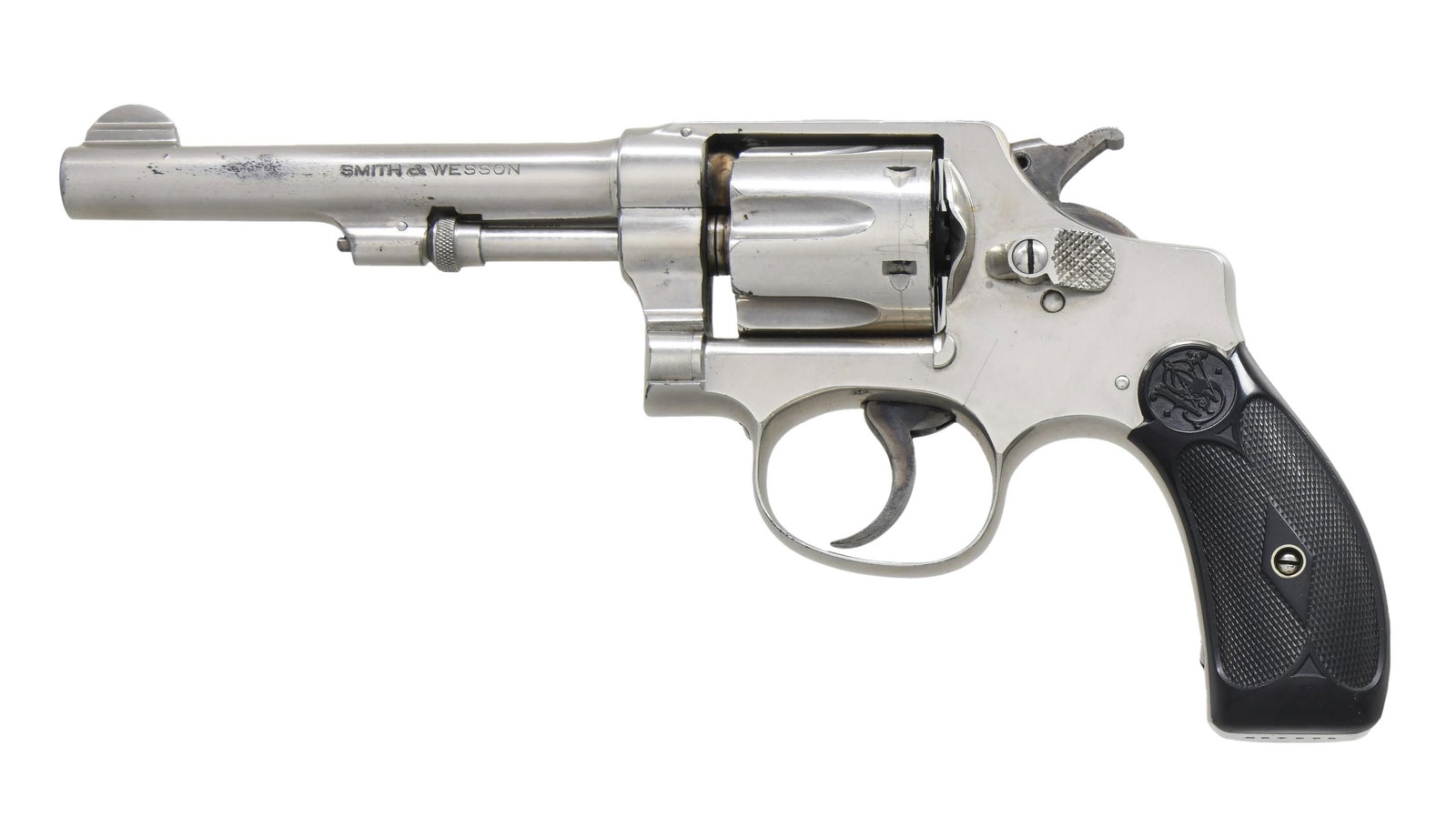SMITH & WESSON 32 HE THIRD MODEL DA REVOLVER.: Cal. 32 L. S# 266485. Bbl. 4 1/4". Round blade front sight. Fixed rear sight. Matching numbers on frame, bbl., cyl..extractor & right grip panel. Third model 32 Hand Ejector revolver. Nickel finish wi