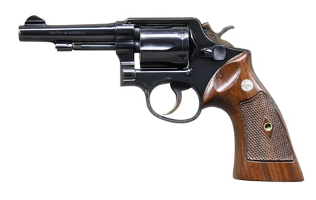 EARLY NO-DASH SMITH & WESSON MODEL 10 DA REVOLVER.