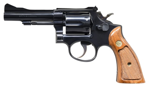 SMITH & WESSON MODEL 15-3 DA REVOLVER.