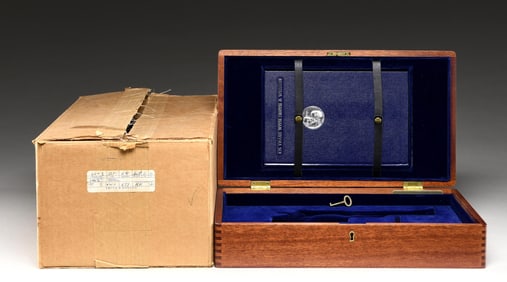 SMITH & WESSON 25-2 PRESENTATION CASE.