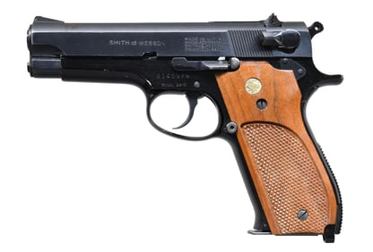 SMITH & WESSON MODEL 39-2 SEMI AUTO PISTOL.