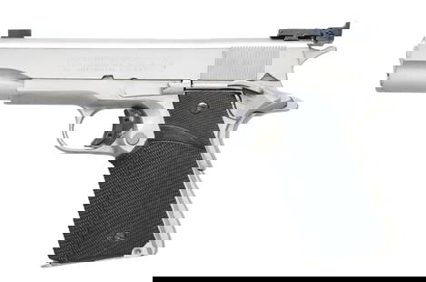 COLT NICKEL SERIES 70 CUSTOM GOVERNMENT MODEL: SEMI-AUTO PISTOL. Cal. 45 ACP. S# 70B08517. Bbl. 5" throated Series 70 with finger bushing as indicated by "B" in serial number. Mfg. 1981 (1970-1983) with nickel finish; factory grooved arched mainsp