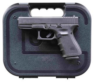 GEN. 4 GLOCK MODEL 19 SEMI AUTO PISTOL WITH CASE.