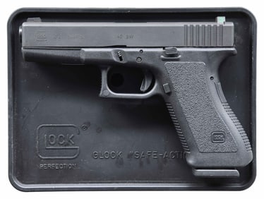 NEAR EX. GLOCK GEN. 2 MODEL 22 SEMI AUTO PISTOL