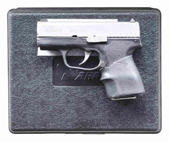 KAHR PM40 SEMI AUTO PISTOL.