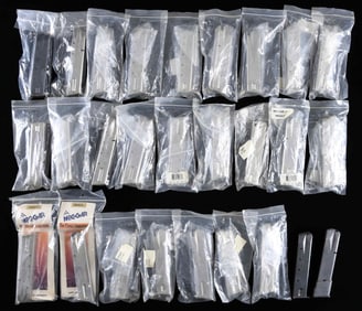 LOT OF 27 ASSORTED BERETTA MAGAZINES.