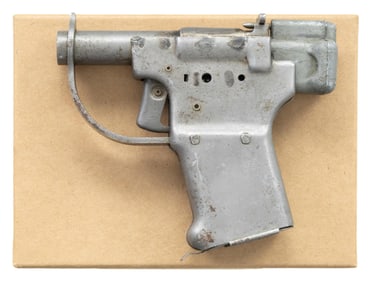 DESIRABLE WWII U.S. GUIDE LAMP FP-45 LIBERATOR