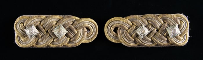 RARE WWII GERMAN SS LIEUTENANT GENERAL'S SHOULDER
