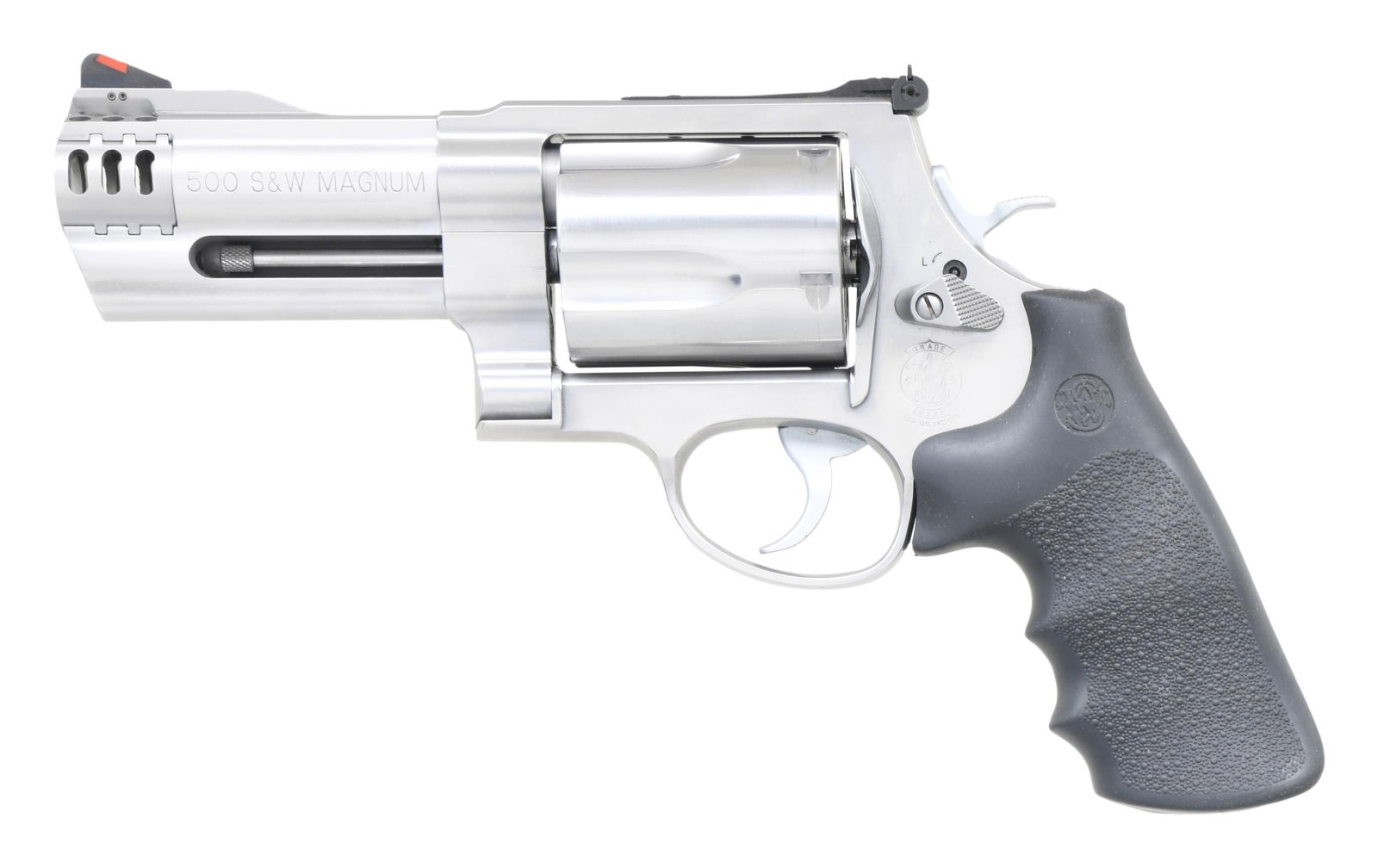 SMITH & WESSON 500 DA REVOLVER.: Cal. 500 Mag. S# CHT1883. Bbl. 4" with muzzle brake. Ramped serrated blade front sight with orange insert. Adjustable square notch rear sight. 5-shot cyl. Stainless finish. Black rubber finger groove