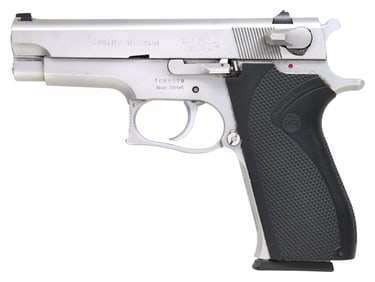 SMITH & WESSON MODEL 3906 SEMI AUTO PISTOL.