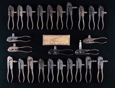 GROUPING OF 25 ANTIQUE WINCHESTER LOADING TOOLS