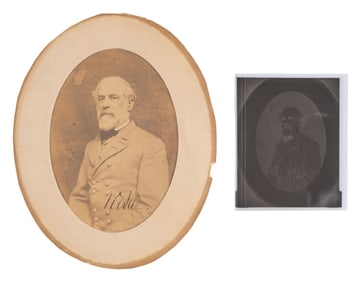 LARGE ROBERT E LEE SIGNED PHOTOGRAPH.