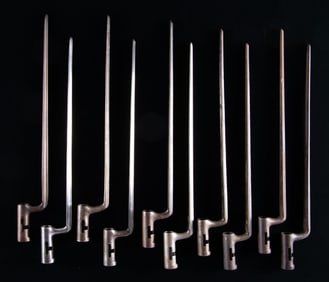 GROUPING OF 10 U.S. MODEL 1816 SOCKET BAYONETS.
