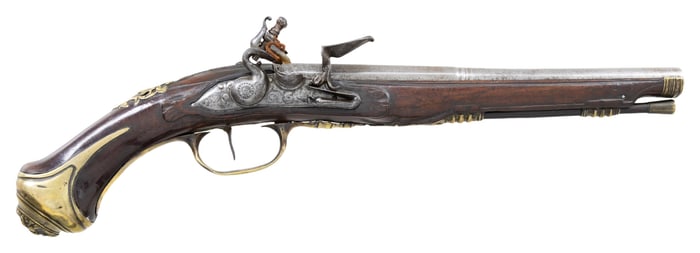 FRENCH FLINTLOCK HORSE PISTOL.