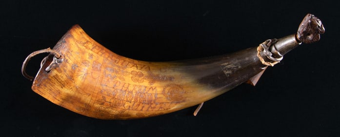 "EPHRAIM GUTHRIE" 18TH CENTURY CARVED POWDER HORN.