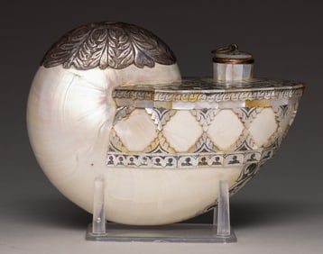 PEARL INLAID PEARL SILVER MOUNTED "BARUTDAN"