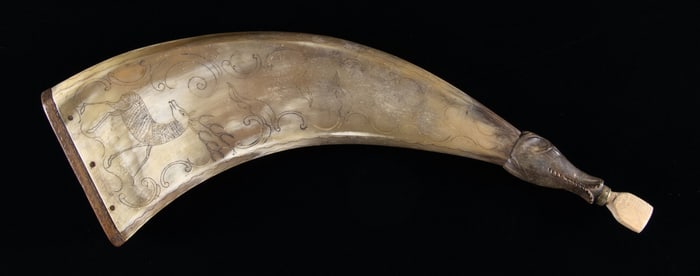 17TH TO 18TH CENTURY CONTINENTAL POWDER HORN