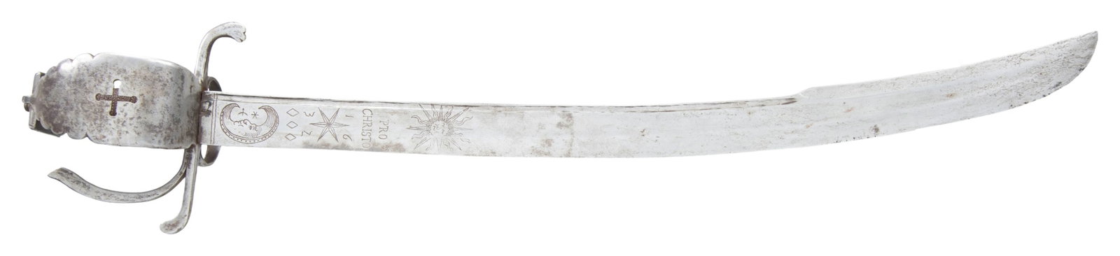 LATE 16TH TO EARLY 17TH CENTURY SINCLAIR SABER.: A rarely seen European saber from the late 16th to the early 17th century often termed a Sinclair saber or Dusagge saber. This example measures 35" overall with a curved 28 1/4" single fuller blade ad