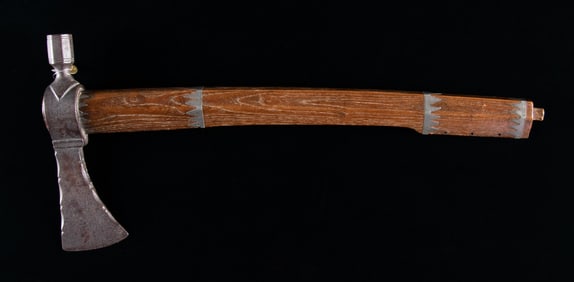 CONTEMPORARY PIPE TOMAHAWK.