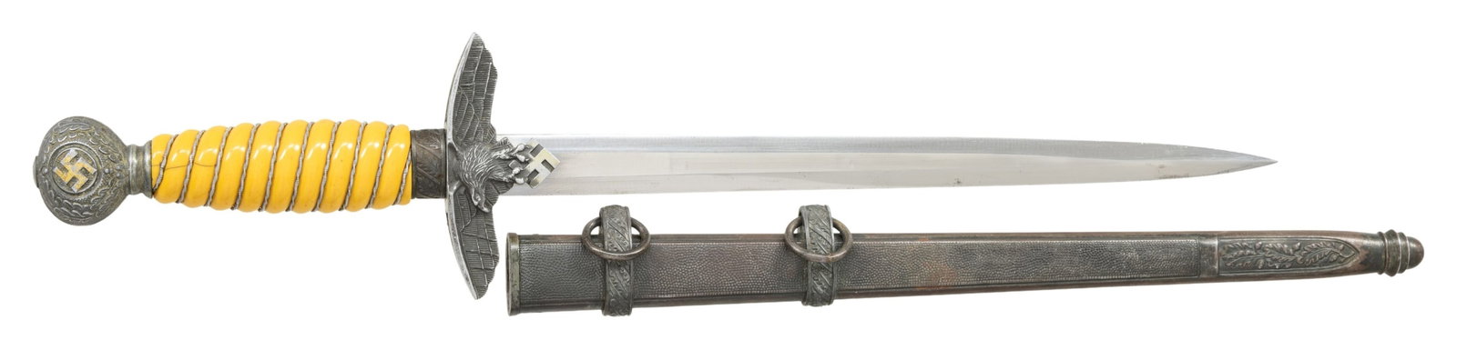 WWII GERMAN 2ND MODEL LUFTWAFFE DAGGER BY EICKHORN: . This famous maker was established in 1865 by Carl Eickhorn. During WWII the company produced many variations of daggers including very high end pieces for leadership positions. This example has moun