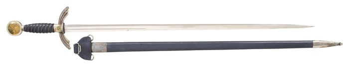 WWII GERMAN LUFTWAFFE OFFICER'S SWORD WITH HANGER.