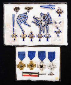 WWII GERMAN MEDALS AND AWARDS.