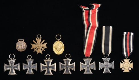 WWII & WWI GERMAN MEDALS