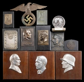WWII GERMAN DECORATIVE WALL PLAQUES.