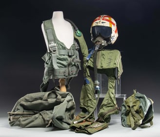 VIETNAM ERA US NAVY AVIATION UNIFORM LOT.