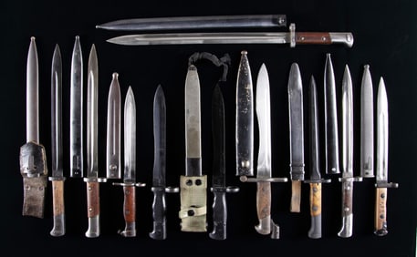 INTERESTING GROUPING OF 10 BAYONETS.